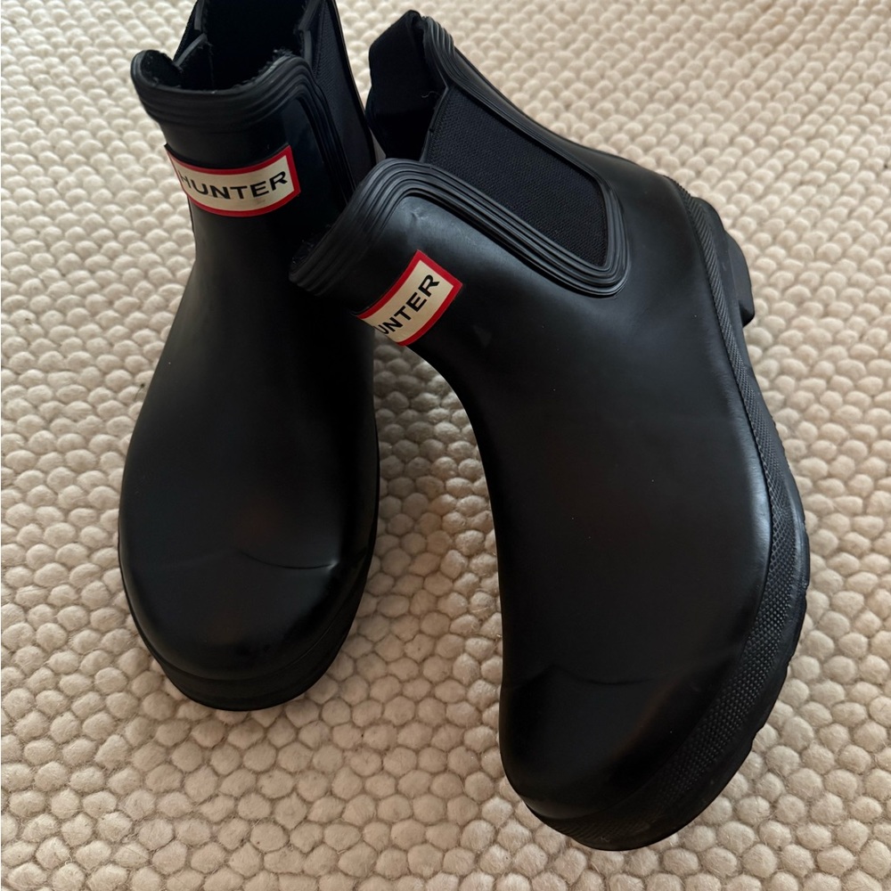 Hunter Black Chelsea Boots woman